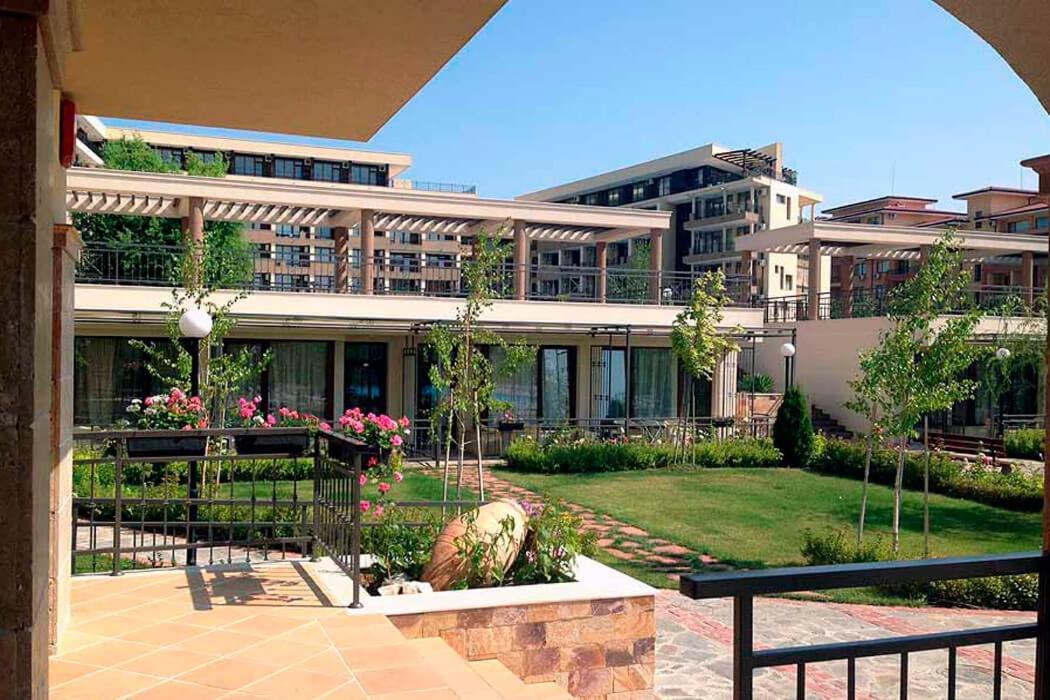 Patrick'S Apartments - Sorrento Sole Mare, Sveti Vlas Extérieur photo