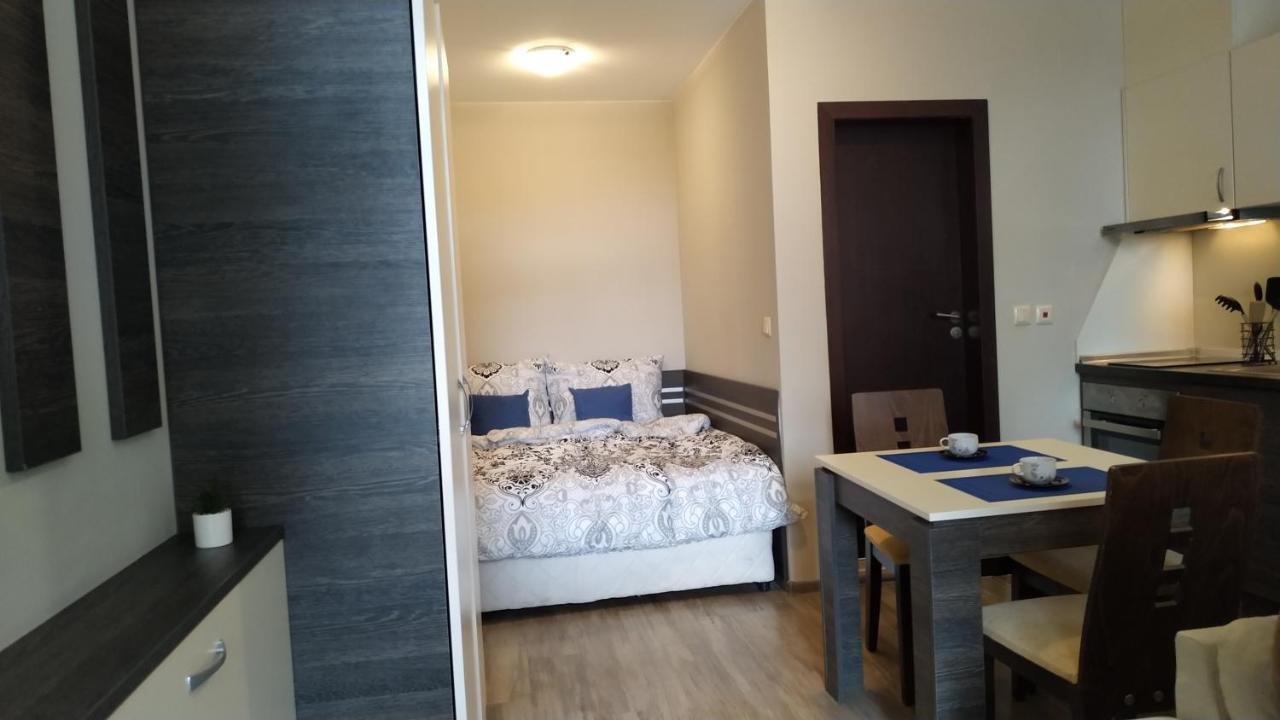Patrick'S Apartments - Sorrento Sole Mare, Sveti Vlas Extérieur photo